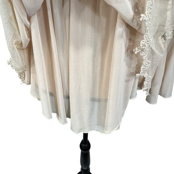 Ultra Pink Small Victorian Top Asymmetrical Crochet Lace Lined Long Bell Sleeves - Picture 5 of 11